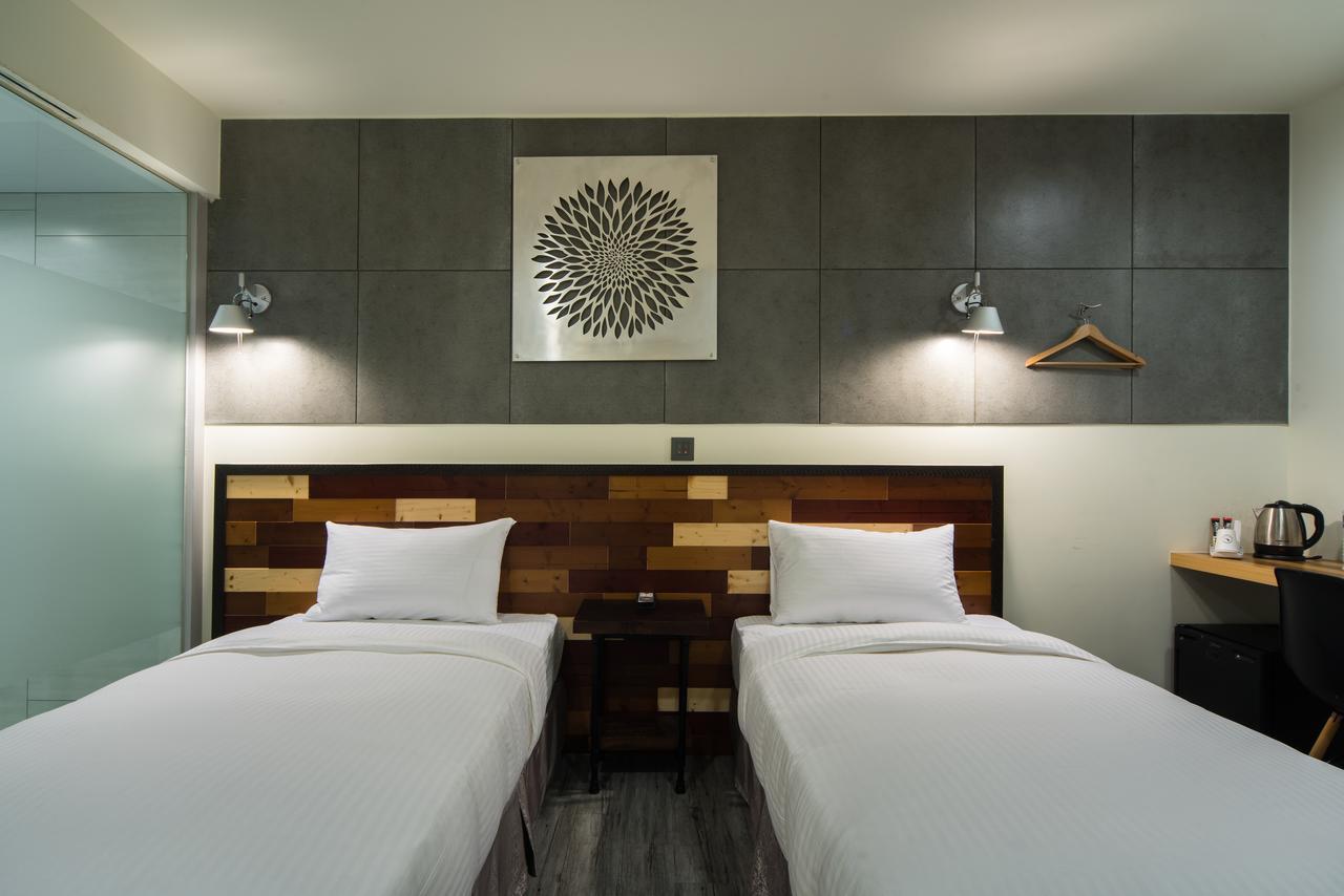 Xinshe Hotel - Hsinchu Bagian luar foto