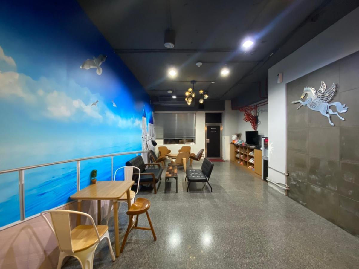 Xinshe Hotel - Hsinchu Bagian luar foto