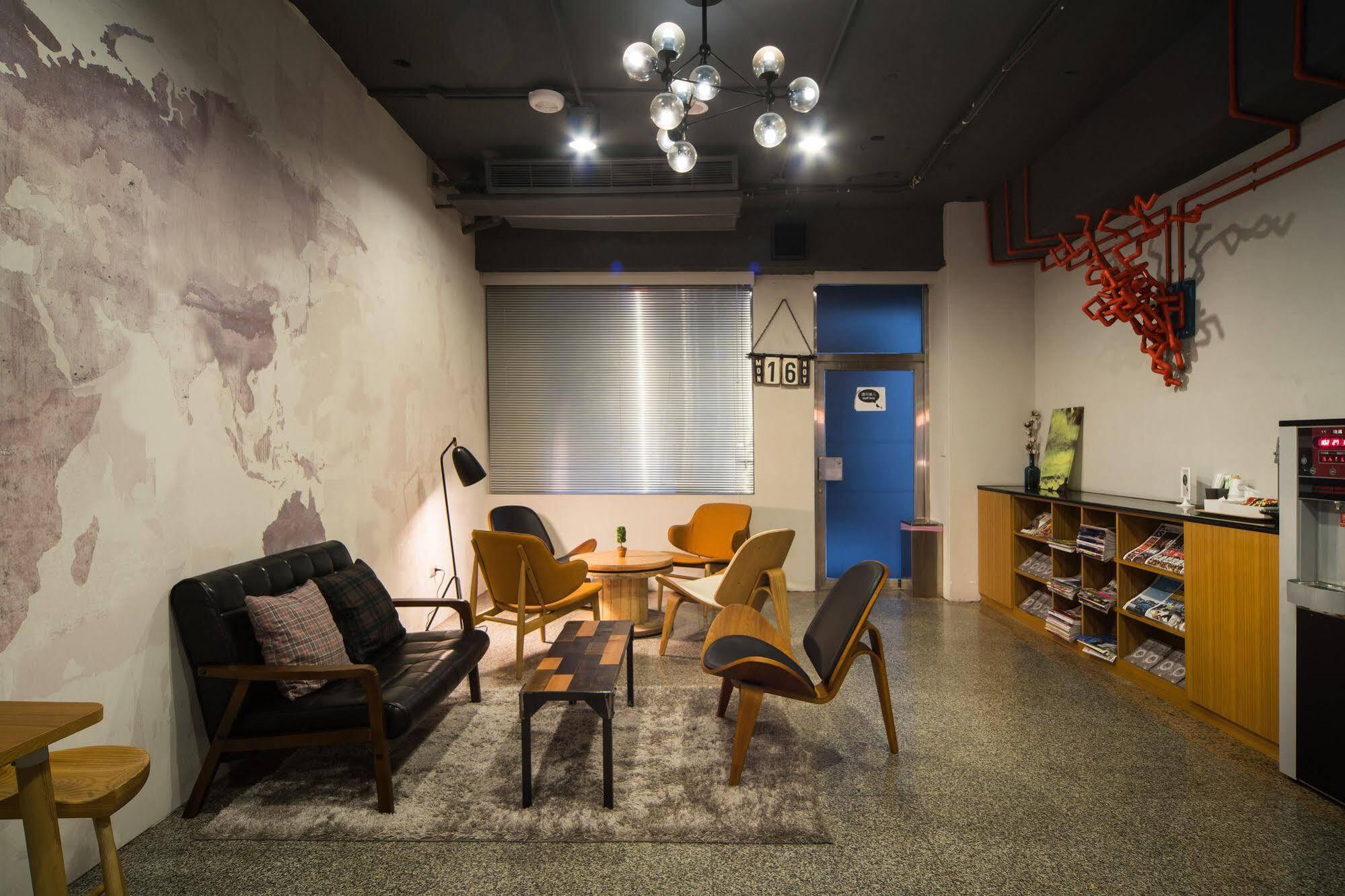 Xinshe Hotel - Hsinchu Bagian luar foto